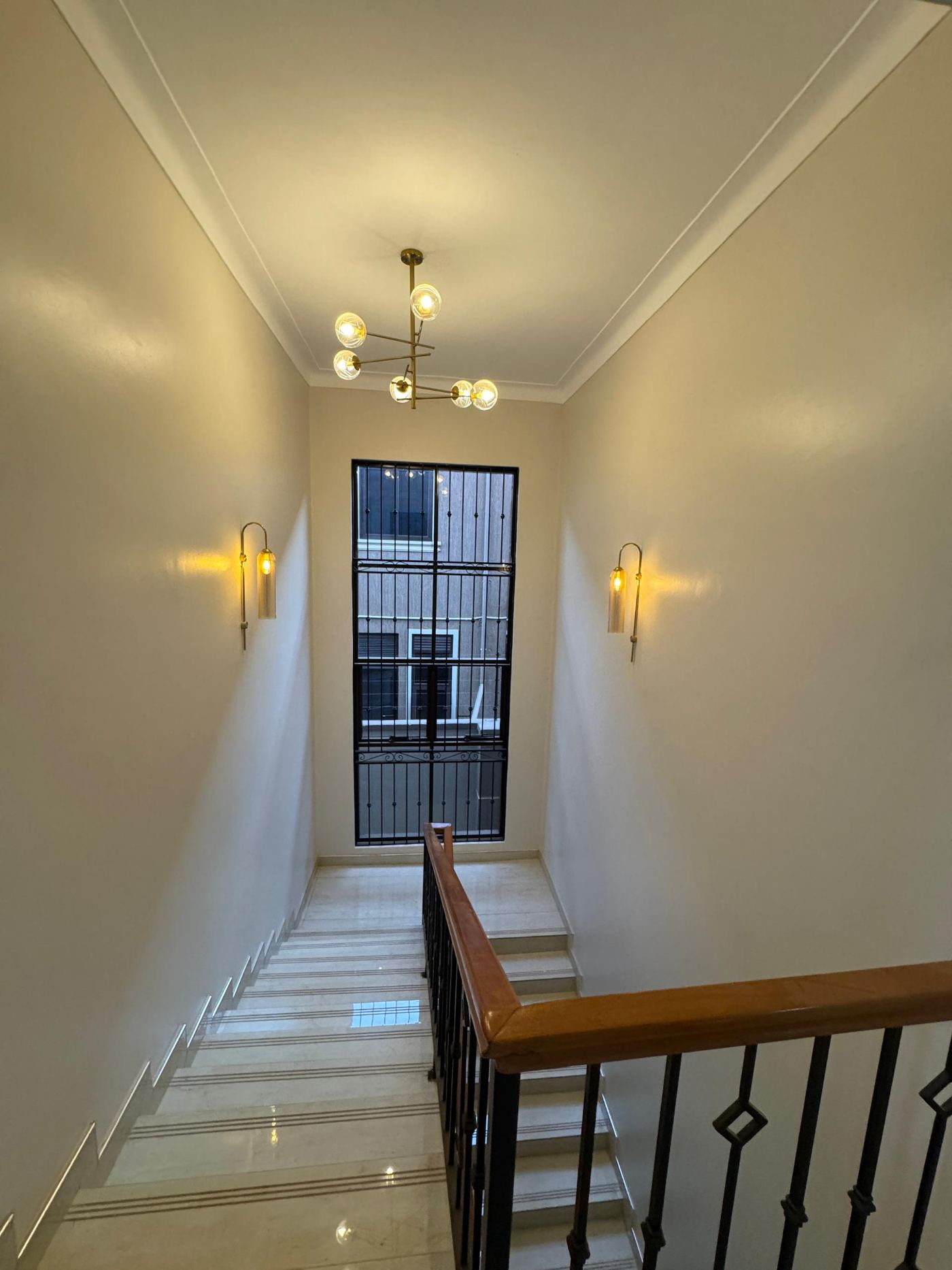 Two Elegant 6-Bedroom Houses for Sale in Seta–Magere near Buwate and Kira – UGX 950 Million each — photo 3