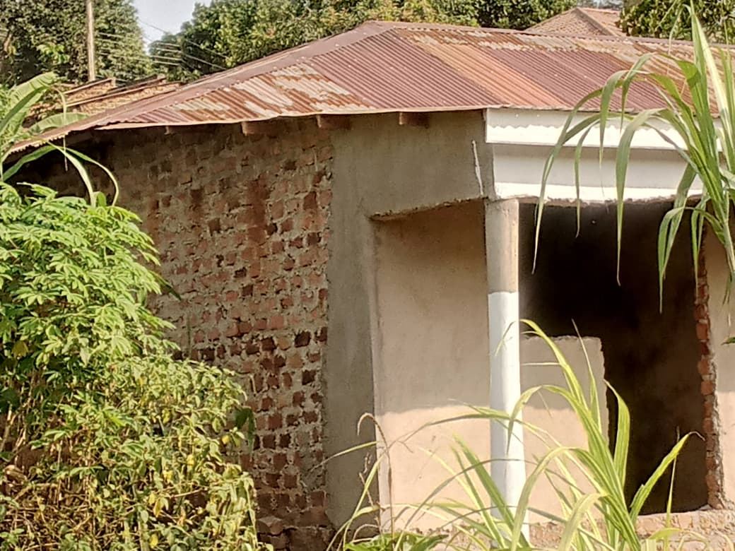 87 Decimals on Private Mailo – Kikaaya, Kawempe Division | UGX 600,000,000 (Slightly Negotiable) — photo 3