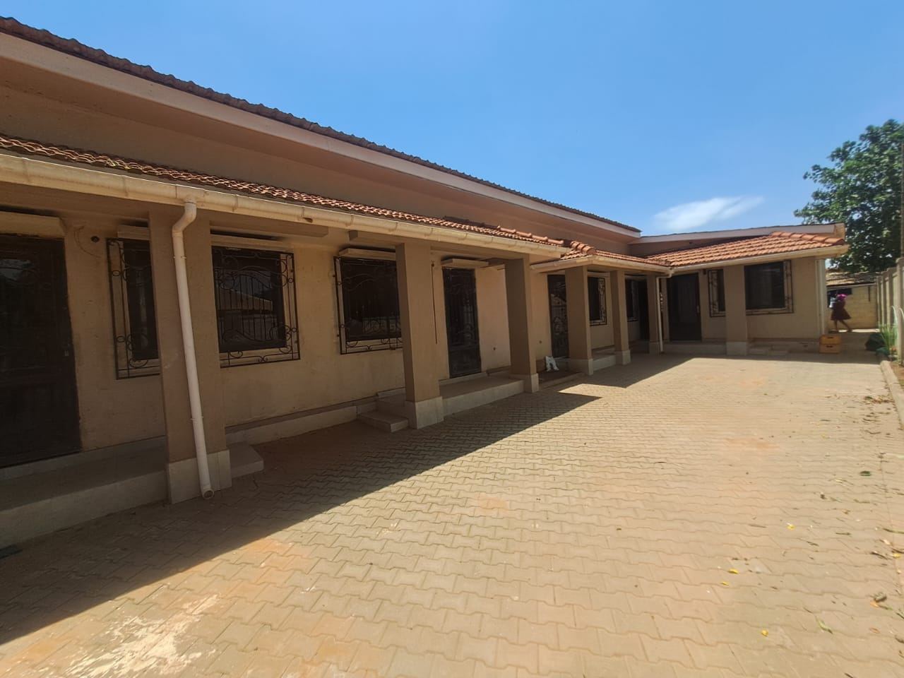 6 One-Bedroom Rentals Earning UGX 4.6M/Month – Kira | UGX 380,000,000 — photo 1