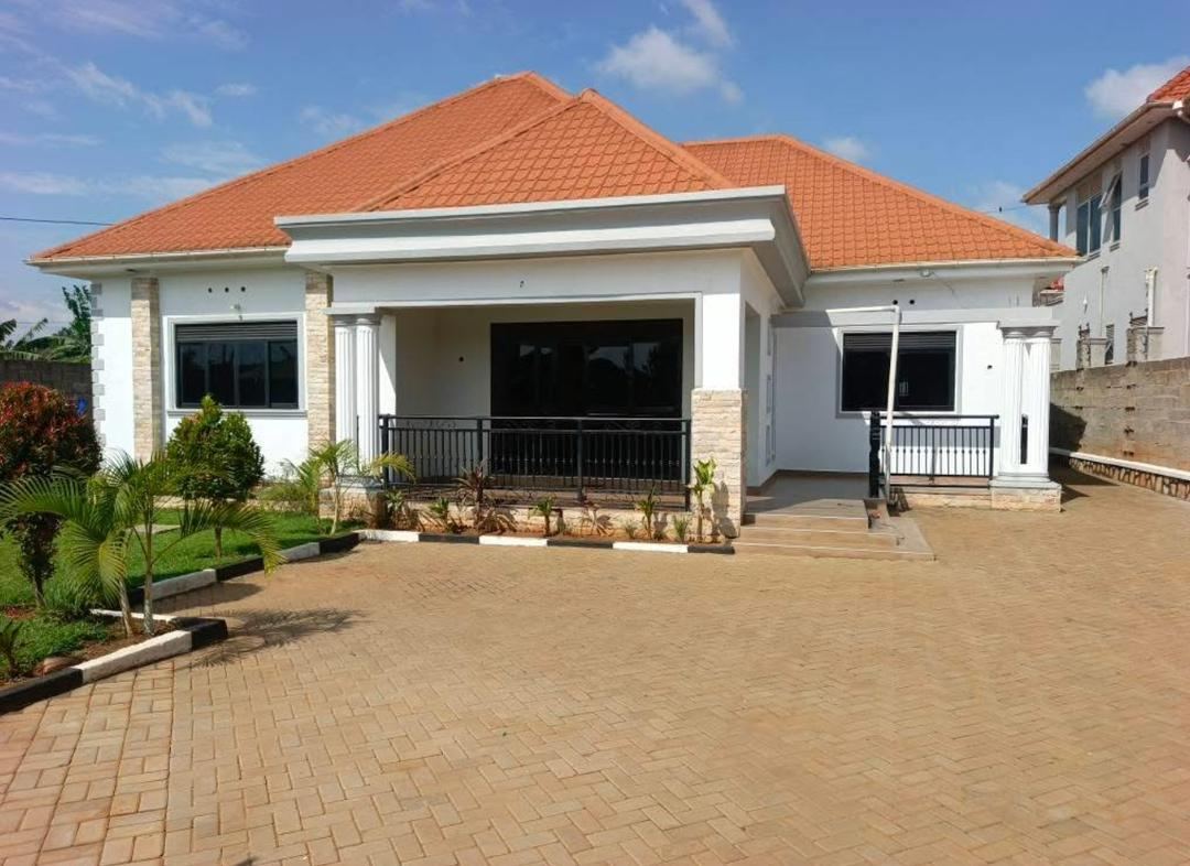 4-Bedroom Home with Servant Quarters – Kira | UGX 350,000,000 — photo 1