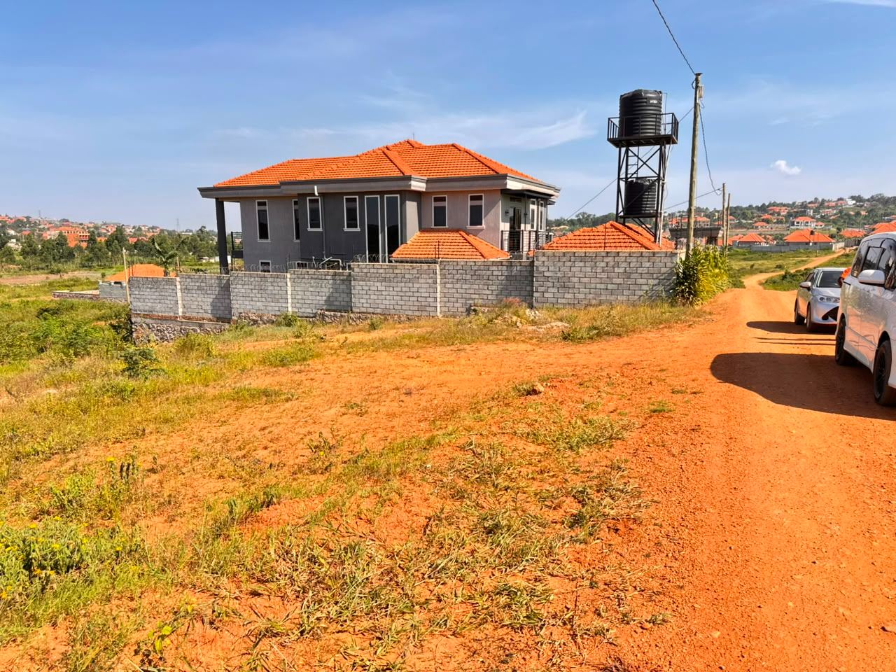 25 Decimals with Road Frontage and Views – Kira | UGX 165,000,000 — photo 1